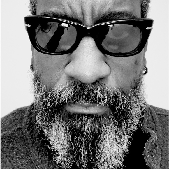 Meet your Posher, Harold - Picture 1 of 1